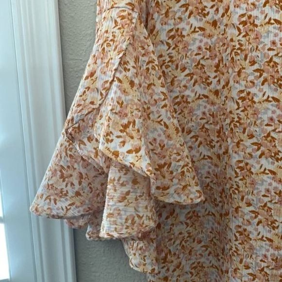 LC Lauren Conrad Bell Sleeve Split Back Top Floral Flowers Peach Size Medium - Picture 4 of 7